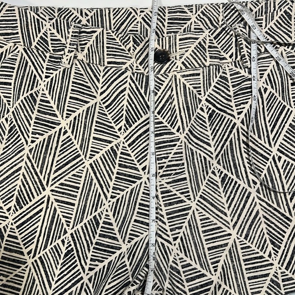 Soft Surrounding - 12, abstract beige and black cropped slacks - Picture 11 of 12